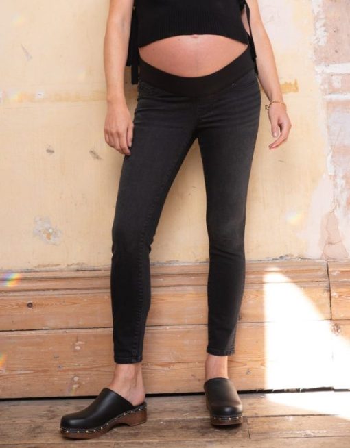 Urbanary.shop616e49d356 2